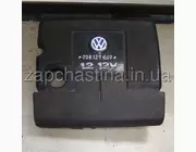 Декоративная крышка VW Golf 5, 03E129607